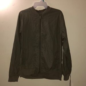 🆕 Army green jacket